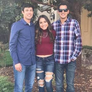 Meet your Posher, Guida